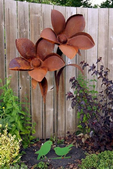 outdoor metal decorations for homes